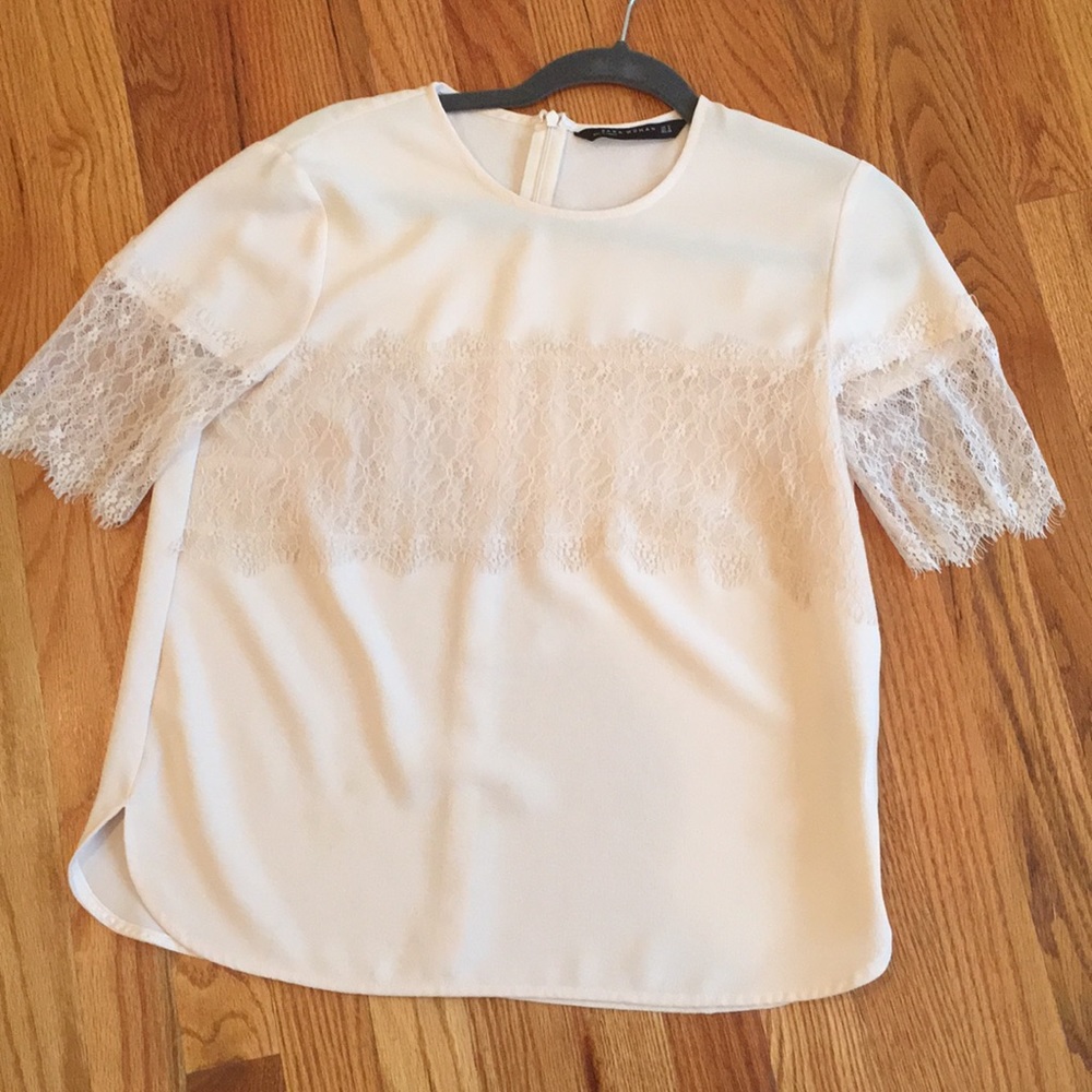Zara blouse size M